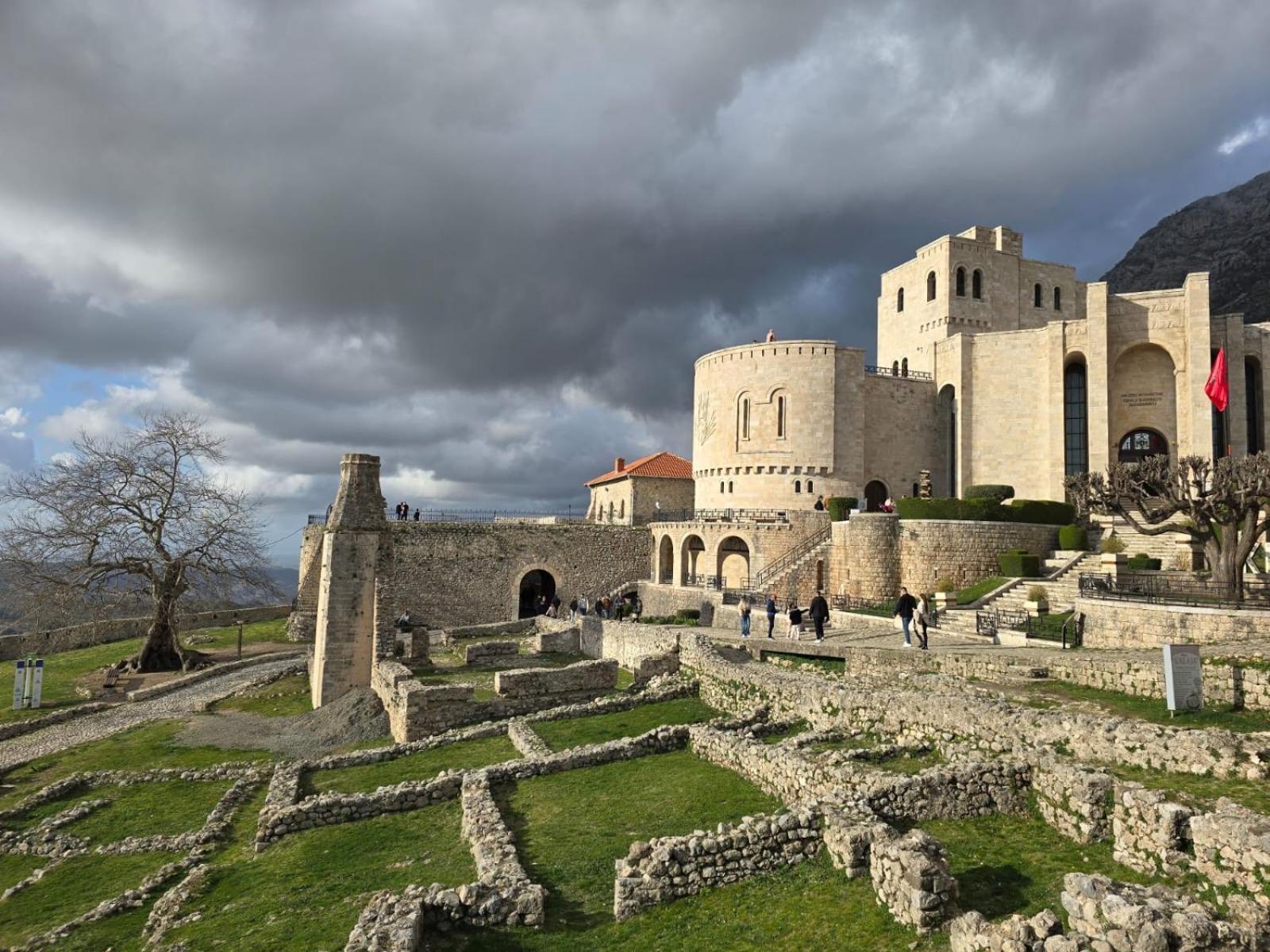 Villa Mefaja Круя Экстерьер фото