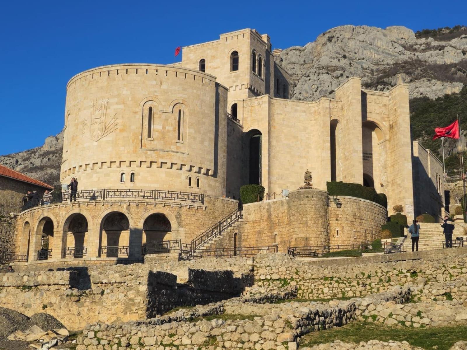 Villa Mefaja Круя Экстерьер фото