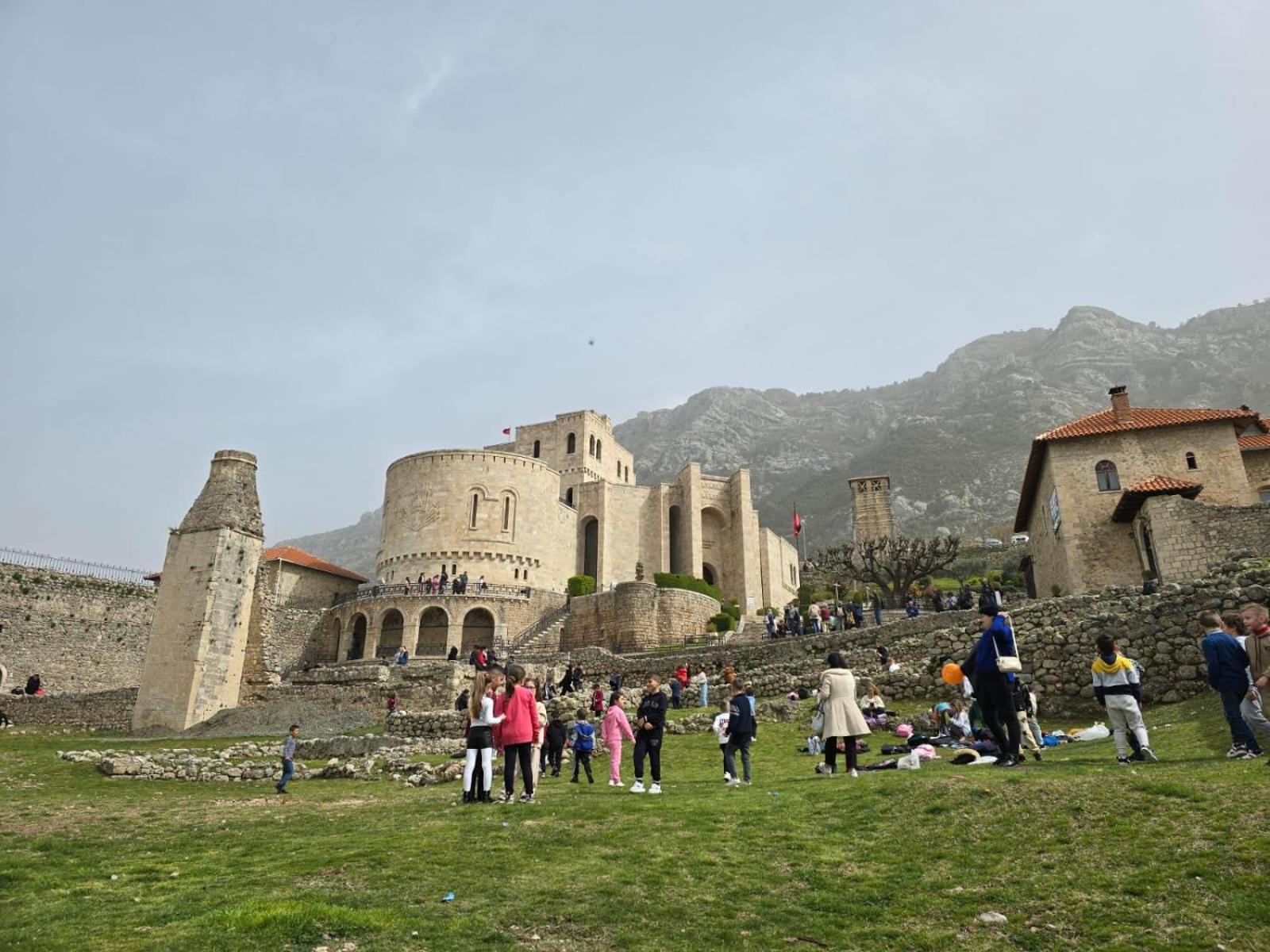 Villa Mefaja Круя Экстерьер фото